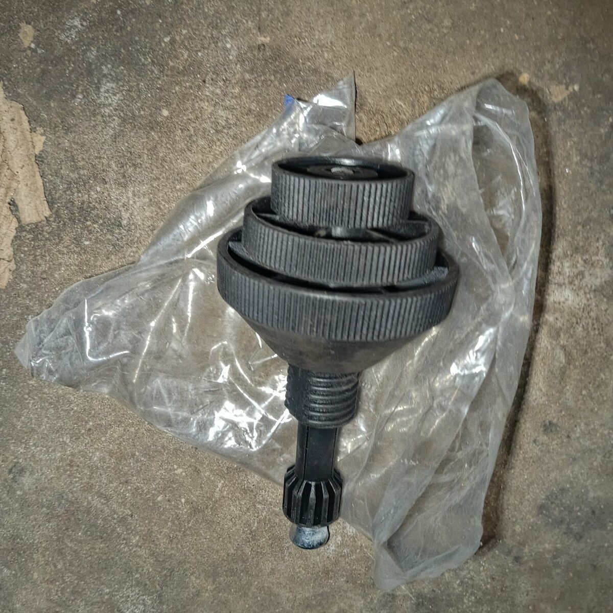 Pièce de transition automobile