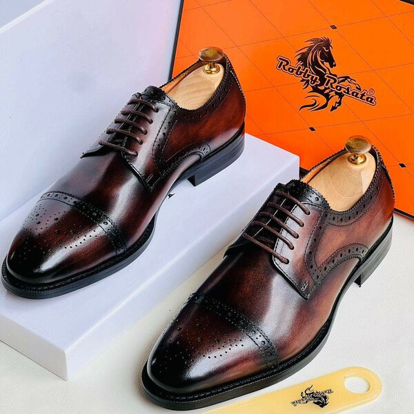 Men shoe