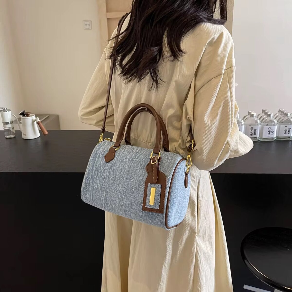 Elegant Two-Tone Handbag