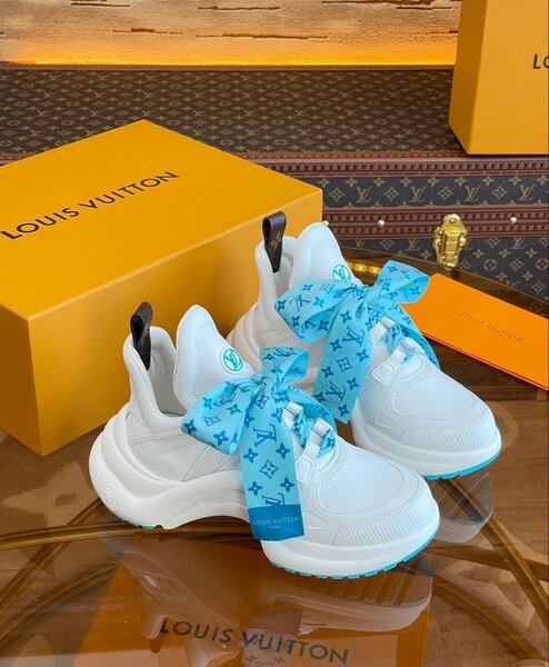 Sneaker