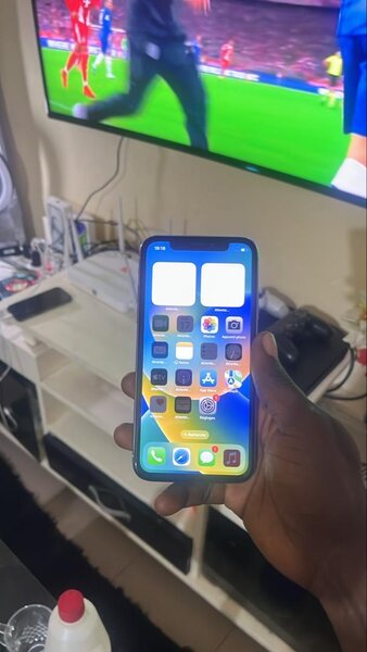 iPhone X Argent 64 Go