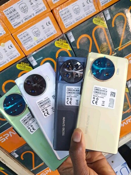 Tecno Spark 20 Pro+ 256GB 16GB