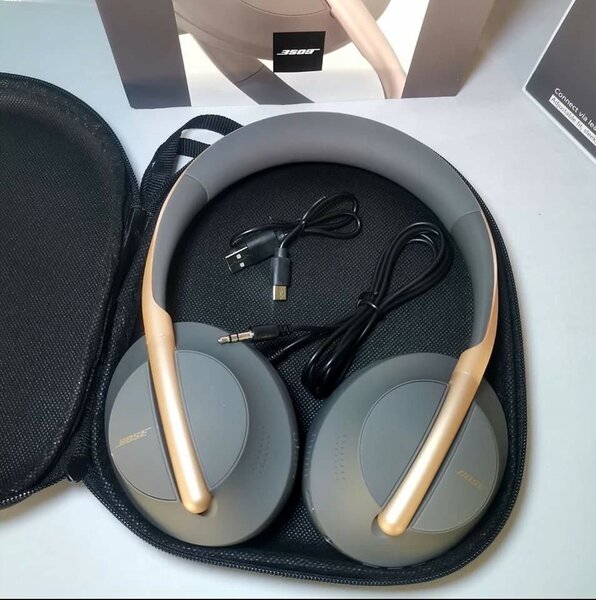 Casque JBL 700