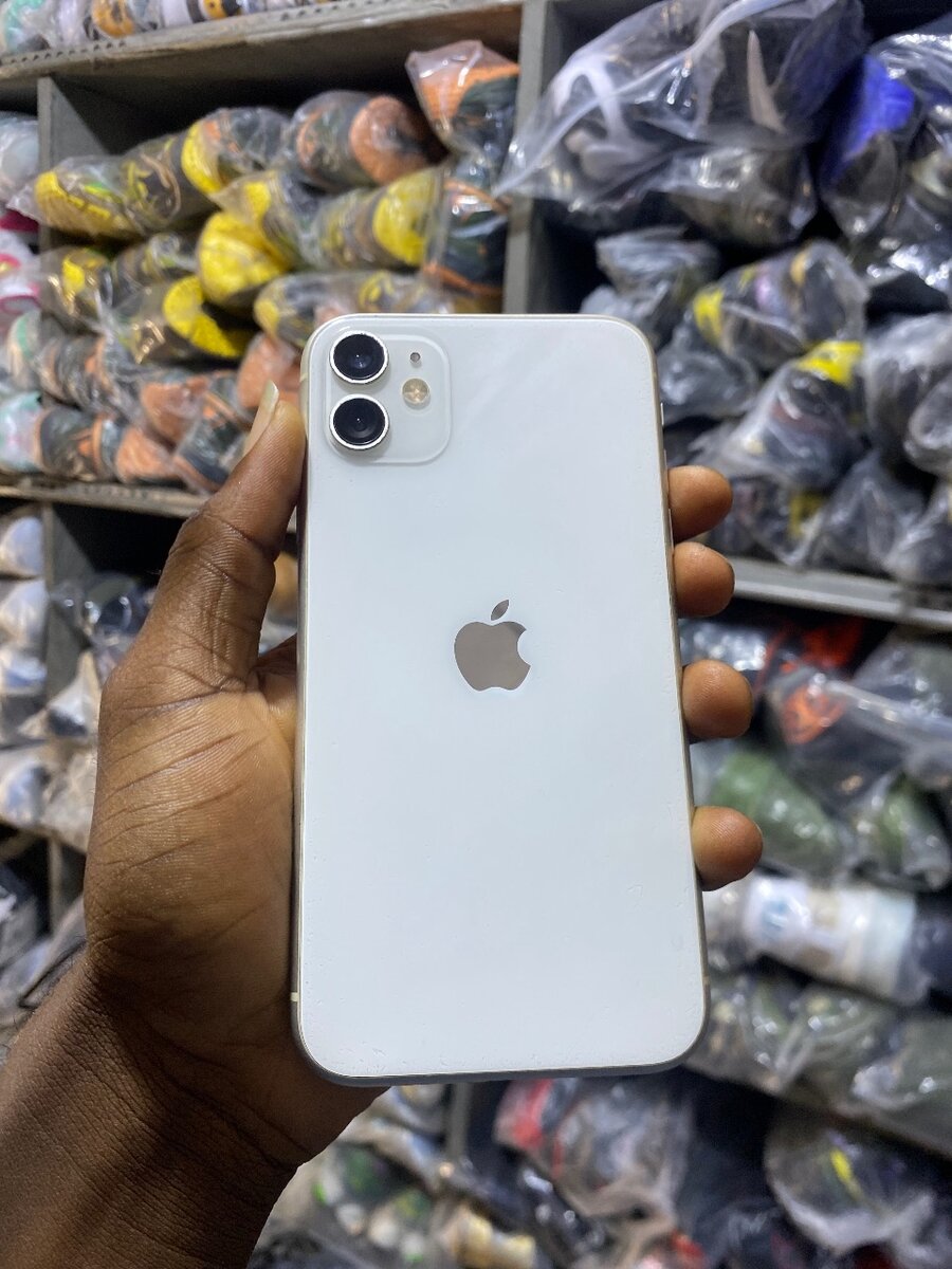 iPhone 11