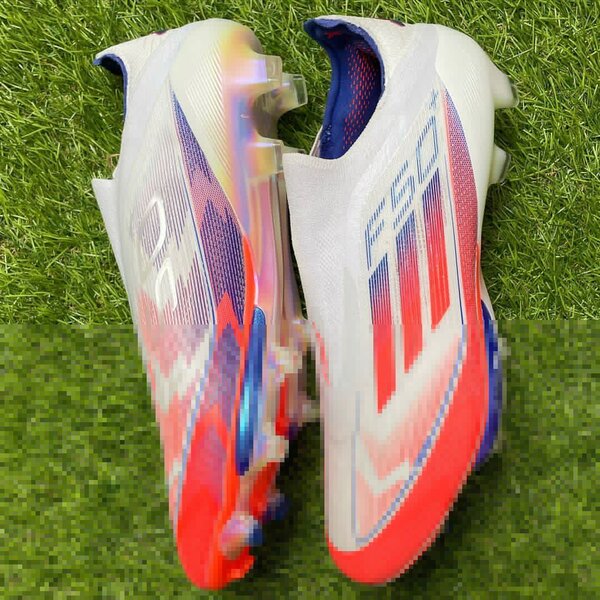 SOCCER BOOTS