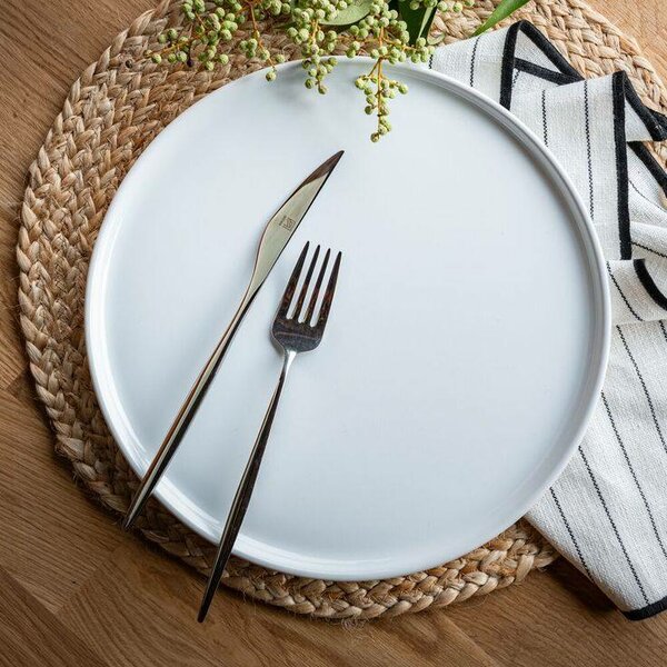 Assiette en céramique élégante