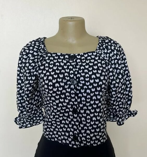 Black and white top