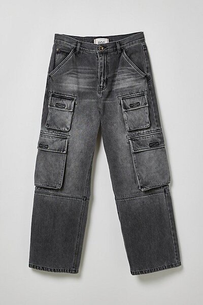 BLACK BAGGY JEANS