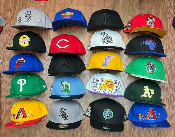 Base ball caps