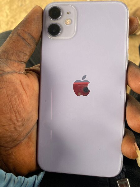 iPhone 11 64gig