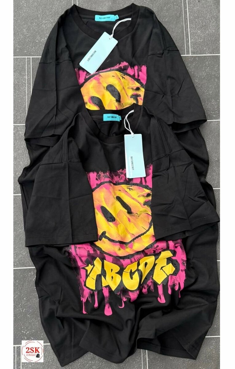 T-shirt noir smiley