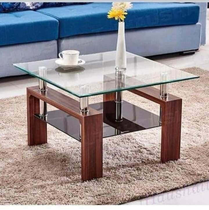 TABLE CENTRALE VITRÉE