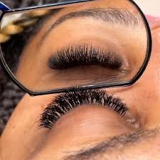 Lash mirror