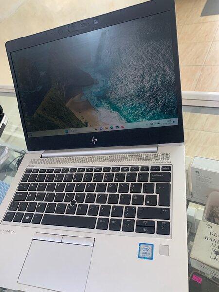 HP LAPTOP