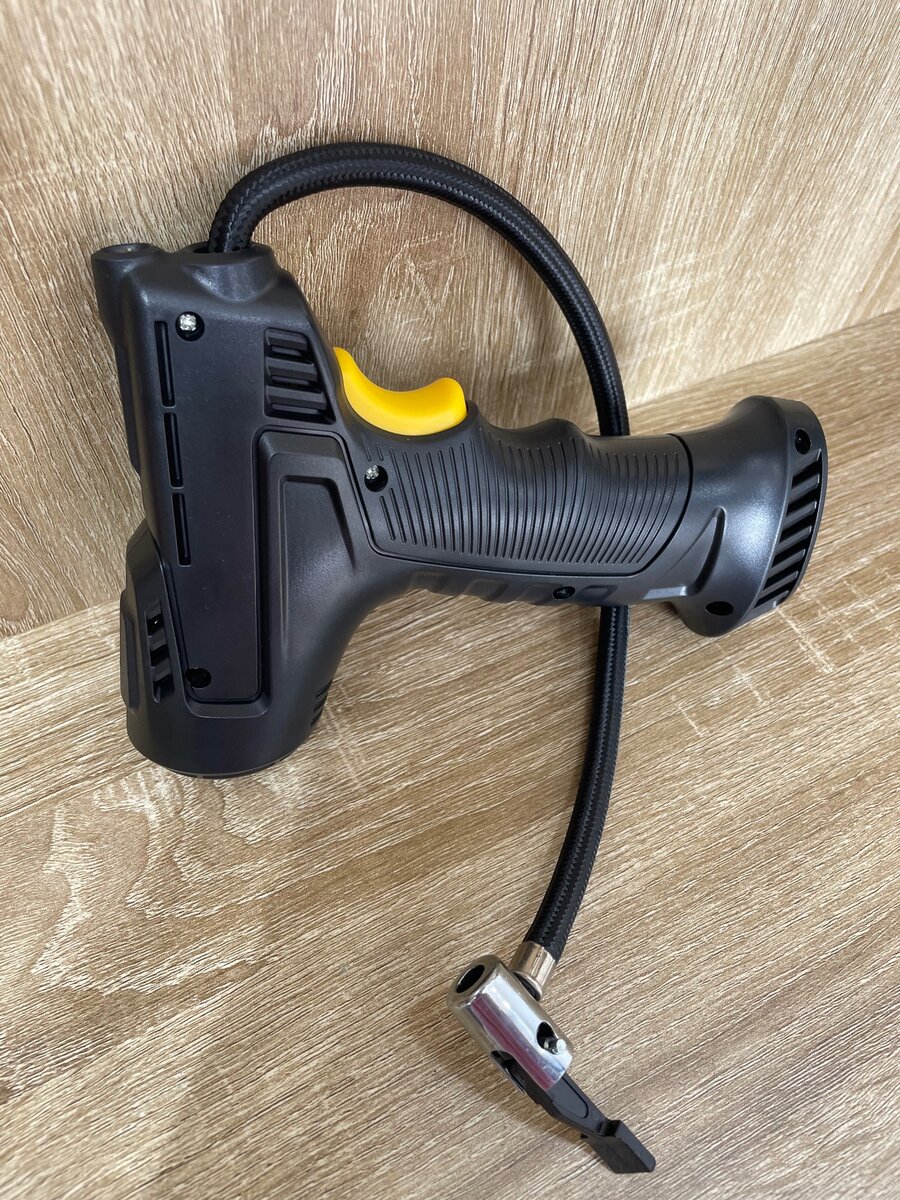 Tire inflator