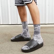 Claquettes confort noir sport