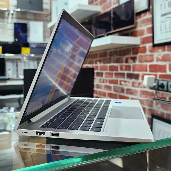 HP Core i5