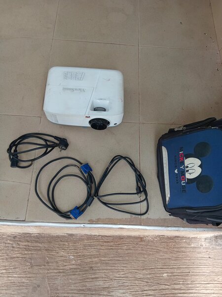 Hiring of projector