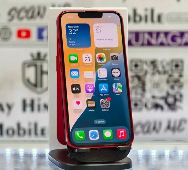 iPhone 13