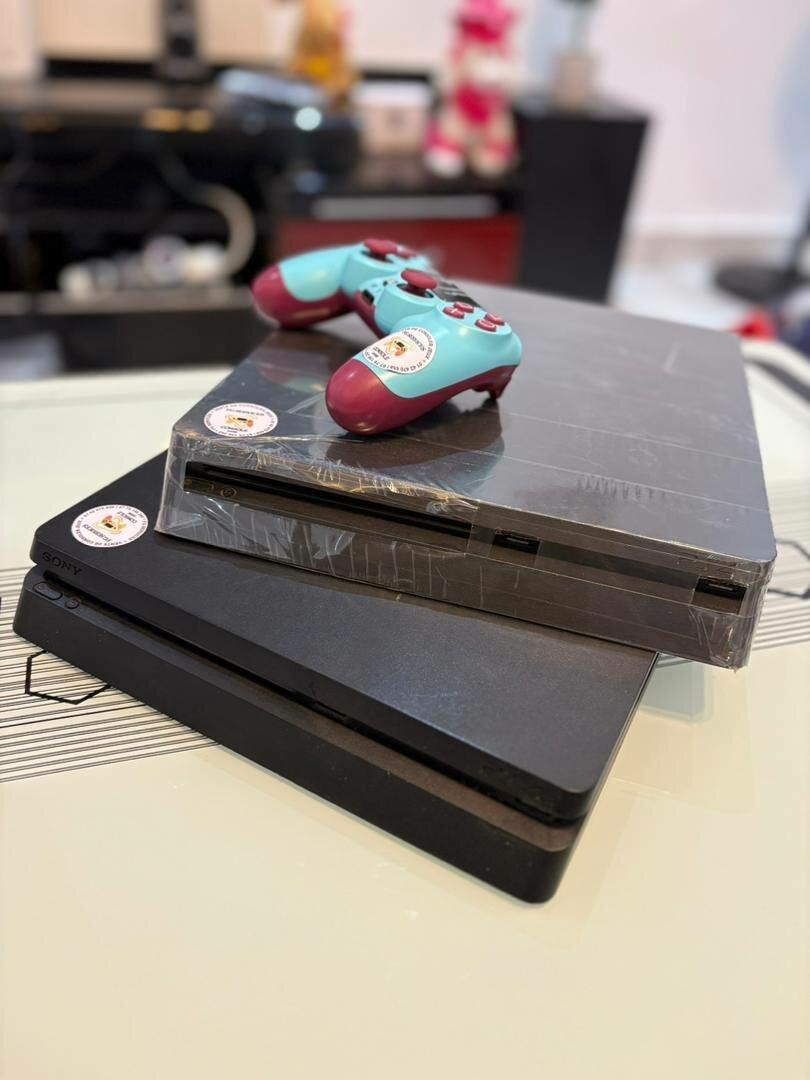 PS4 SLIM