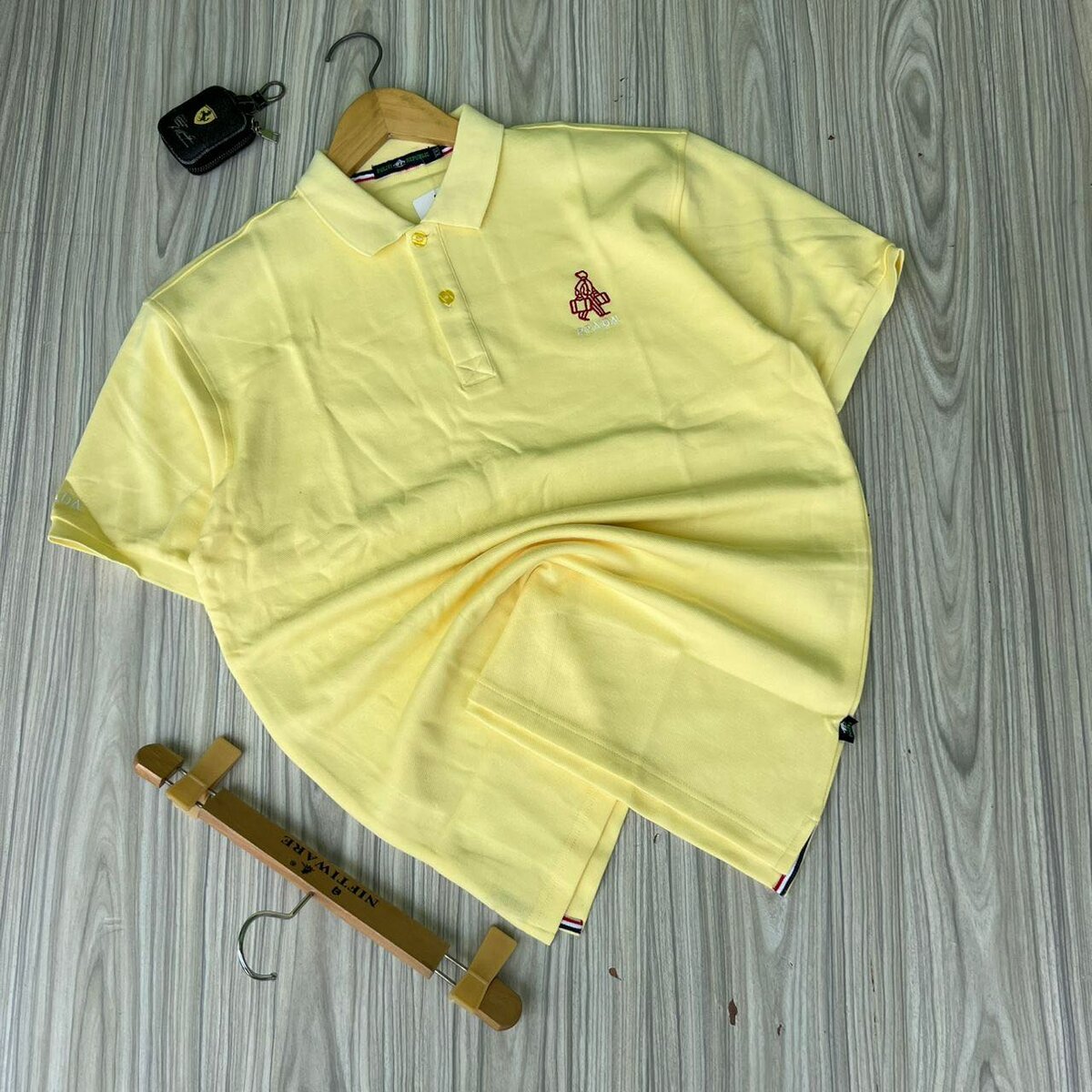 Plain Lacoste