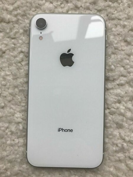 iPhone XR UK use