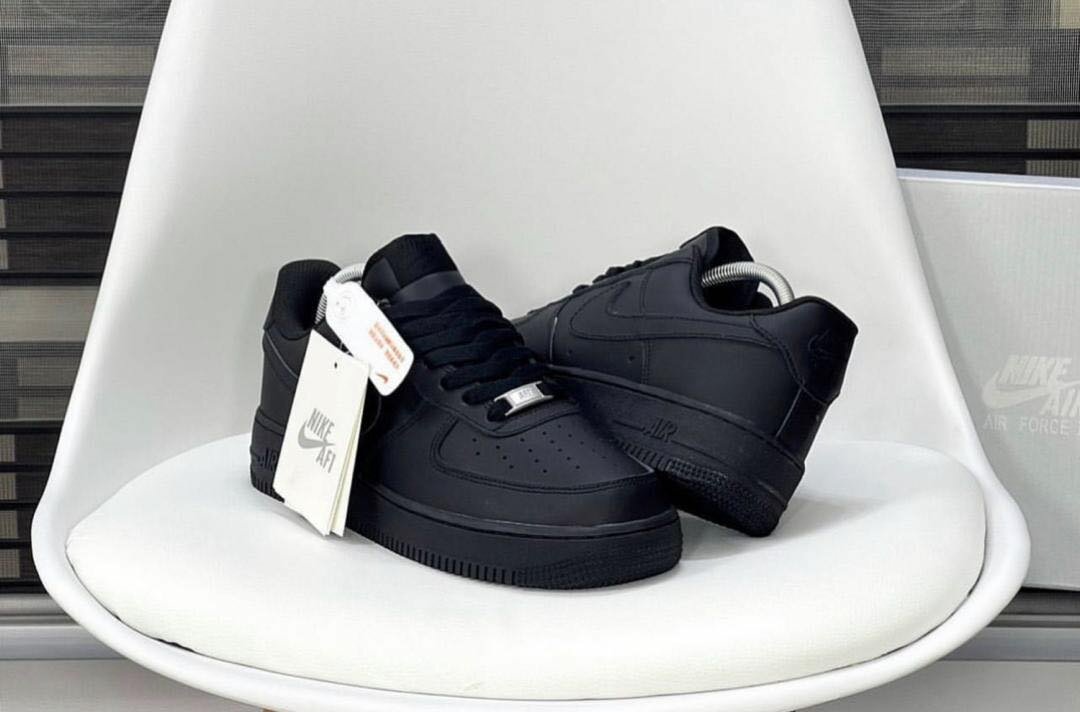 Nike Air Force 1