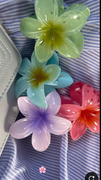 Griffe cheveux en fleurs