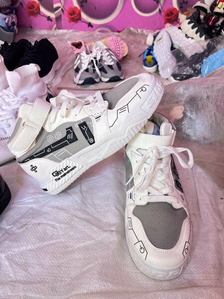 Sneakers