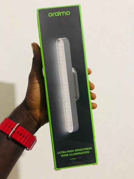 oraimo GlowMagnetic 5W 300 Lumens Magnetic Light 2PCs