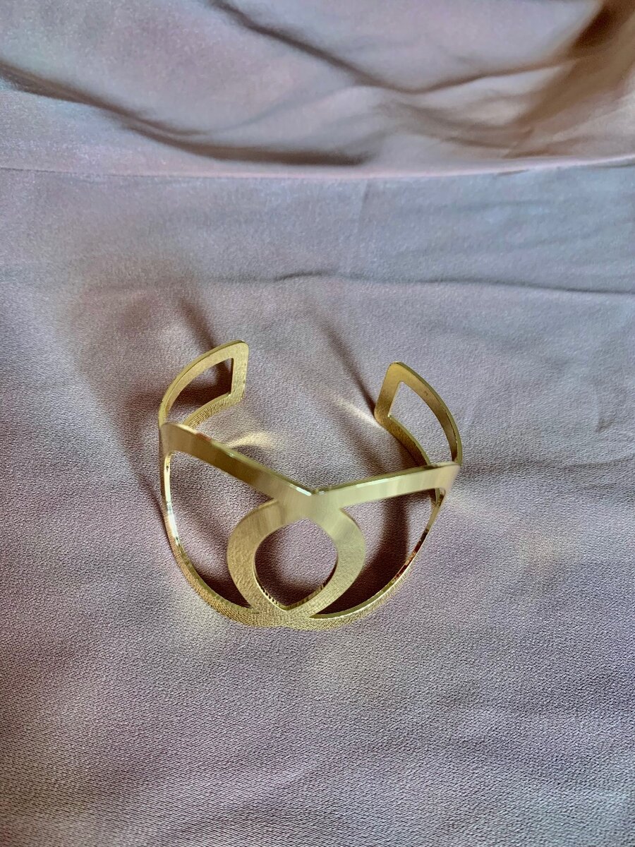 Ladies bracelet