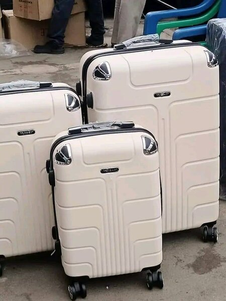 Valises neuves