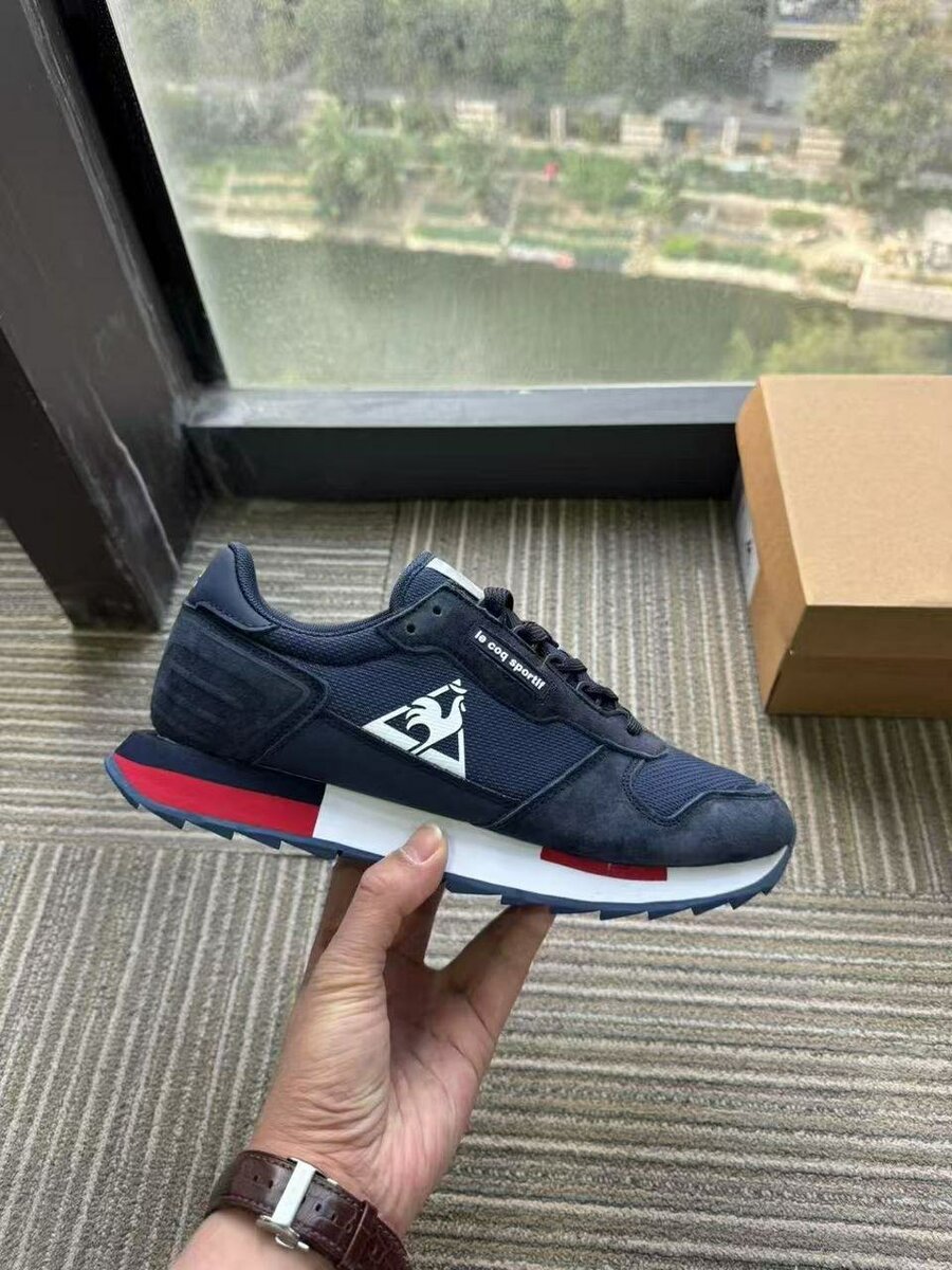 Sneakers modernes et stylées