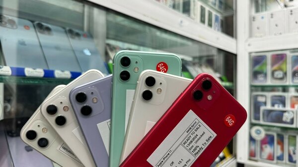 iPhone 11