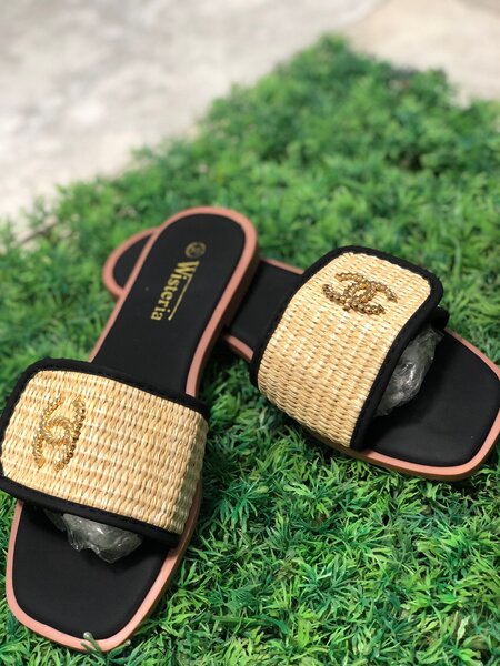 SLIPPERS MAGIC