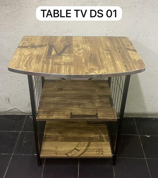 Table arrangement