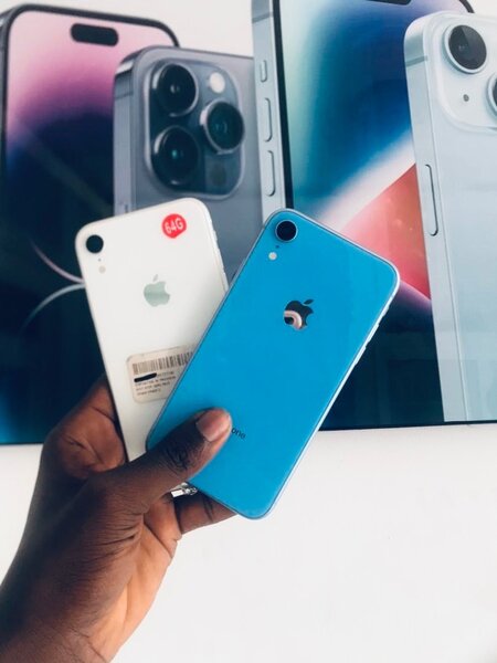 iPhone XR