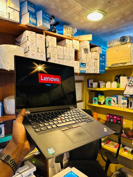 Lenovo yoga 370