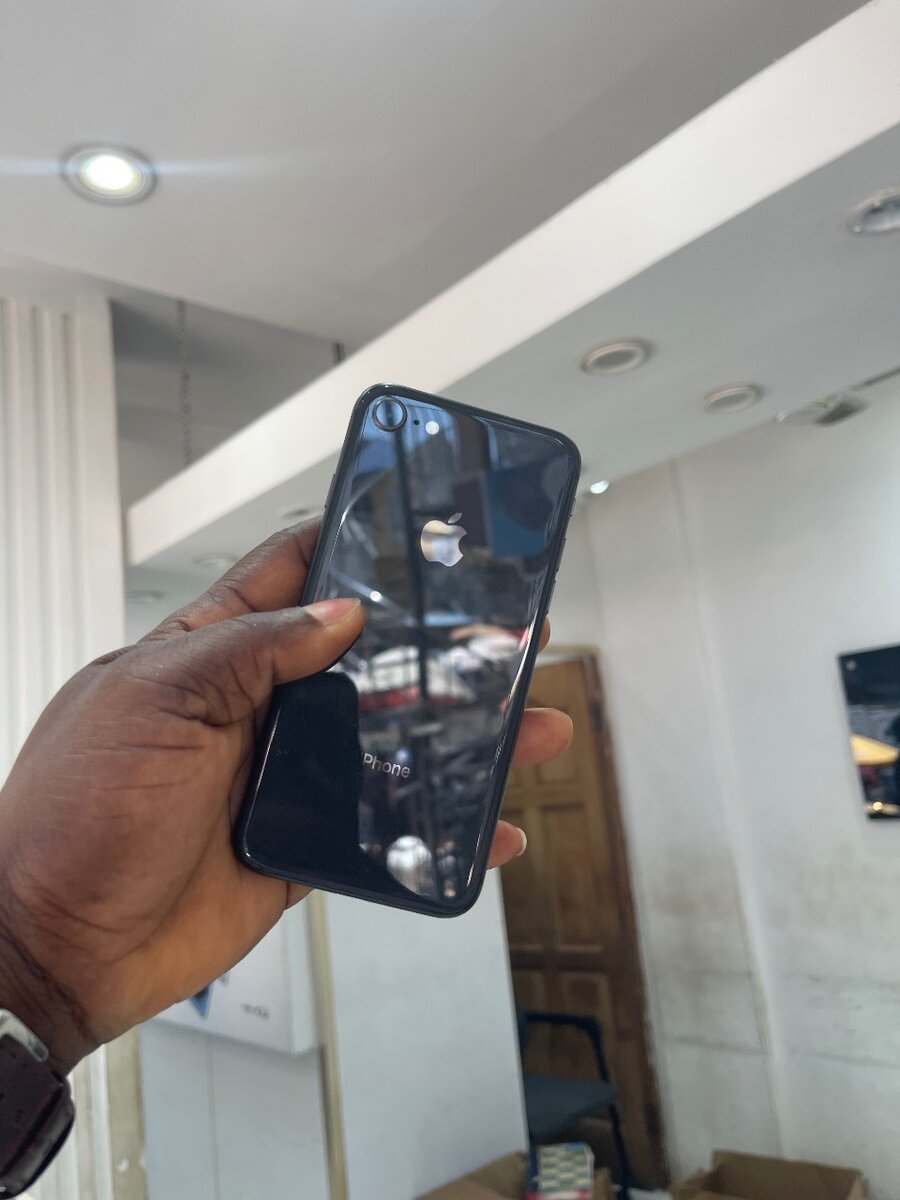 IPHONE 8 256gig