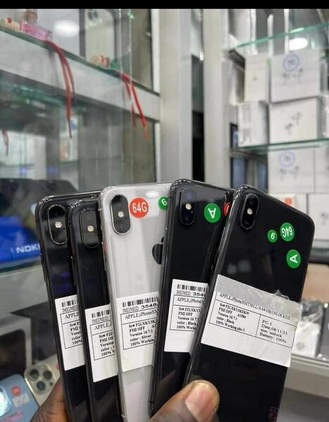 Smartphones iPhone 64GB débloqués
