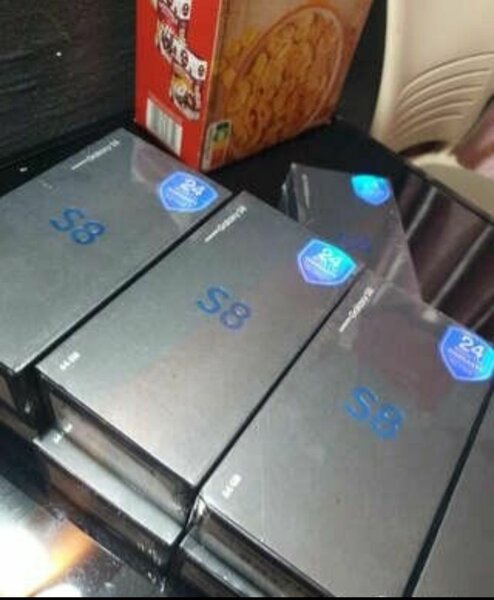 Samsung Galaxy S8 Smartphone