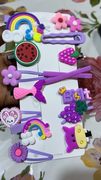 Mini hair clips