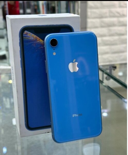 iPhone XR