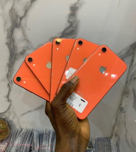 iPhone XR