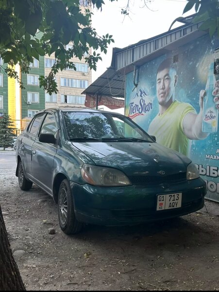 Toyota Echo 2001      V 1.5