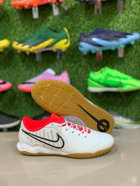 Nike tempo