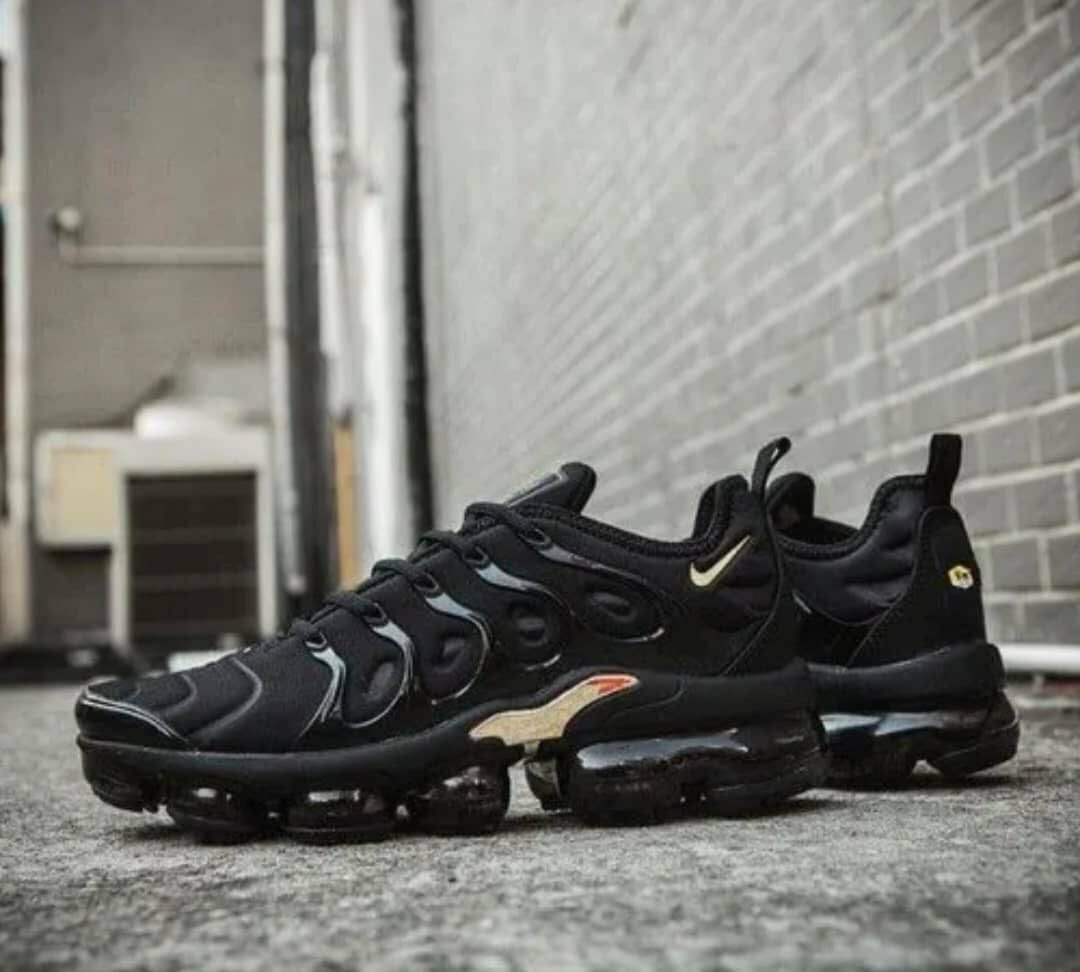 Chaussure TN