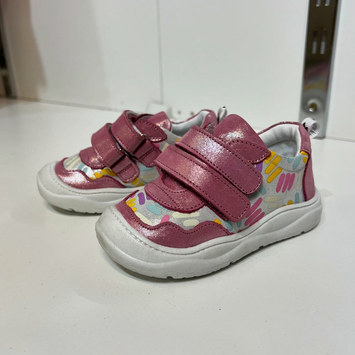 Кроссовки детские