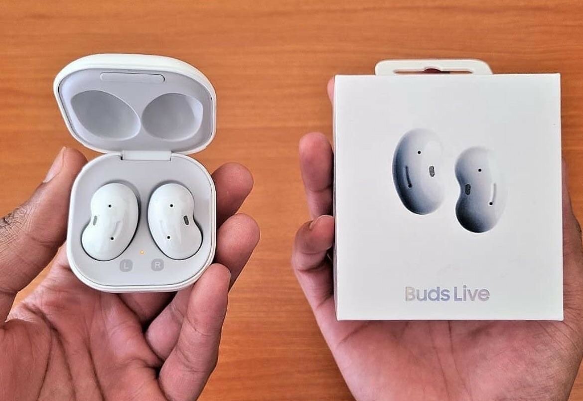 Galaxy buds live