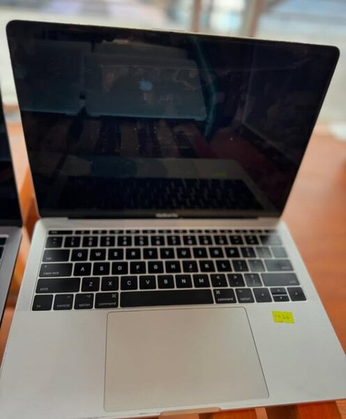 MACBOOKS